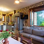 Landsted Stone In Groves - Sea & Mountain Views