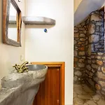 Stone In Groves - Sea & Mountain Views Landsted Kalamaki (Messinia)