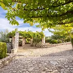 Stone In Groves - Sea & Mountain Views Casa rural