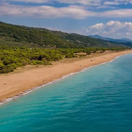 Stone In Groves - Sea & Mountain Views منزل ريفي