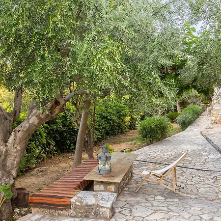 בית כפרי Stone In Groves - Sea & Mountain Views *