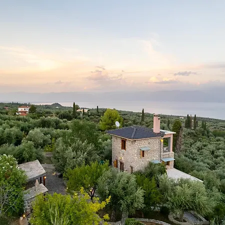 Stone In Groves - Sea & Mountain Views *